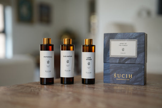 ESSENTIAL AROMA OILS